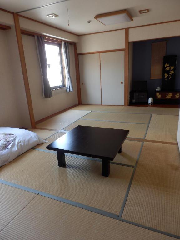 Hotel Hinodeya Kanazawa Quarto foto